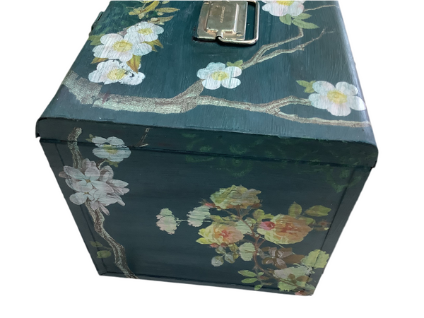Bird Garden Tote- Muckabout