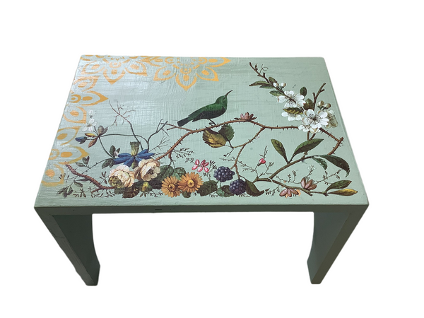 Bird Stool - Muckabout