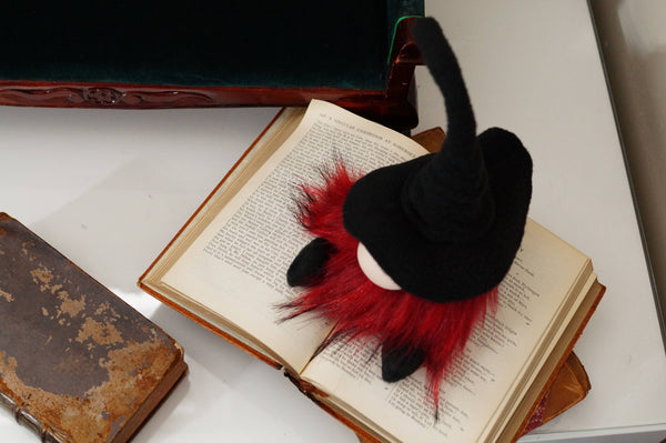 Floppy Hat Wizard Gnome