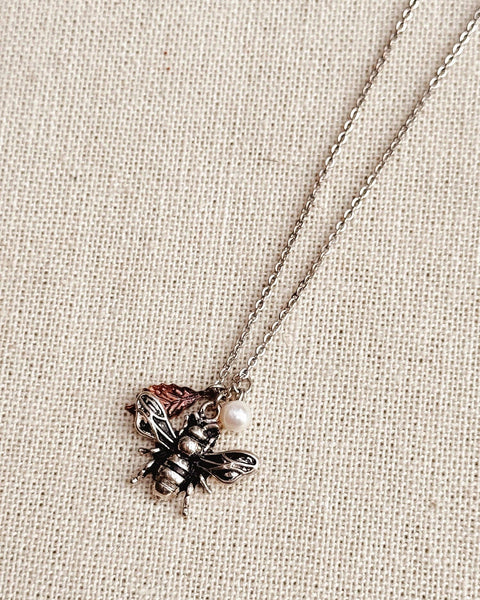 Antique Silver Bee Necklace Pearl Leaf Charm