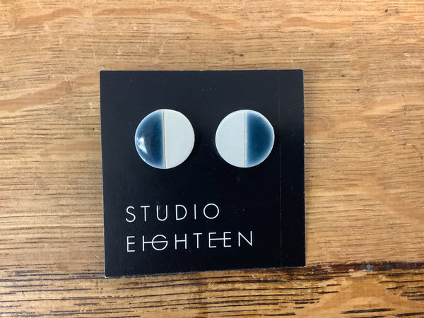 Stud Earrings - Studio Eighteen