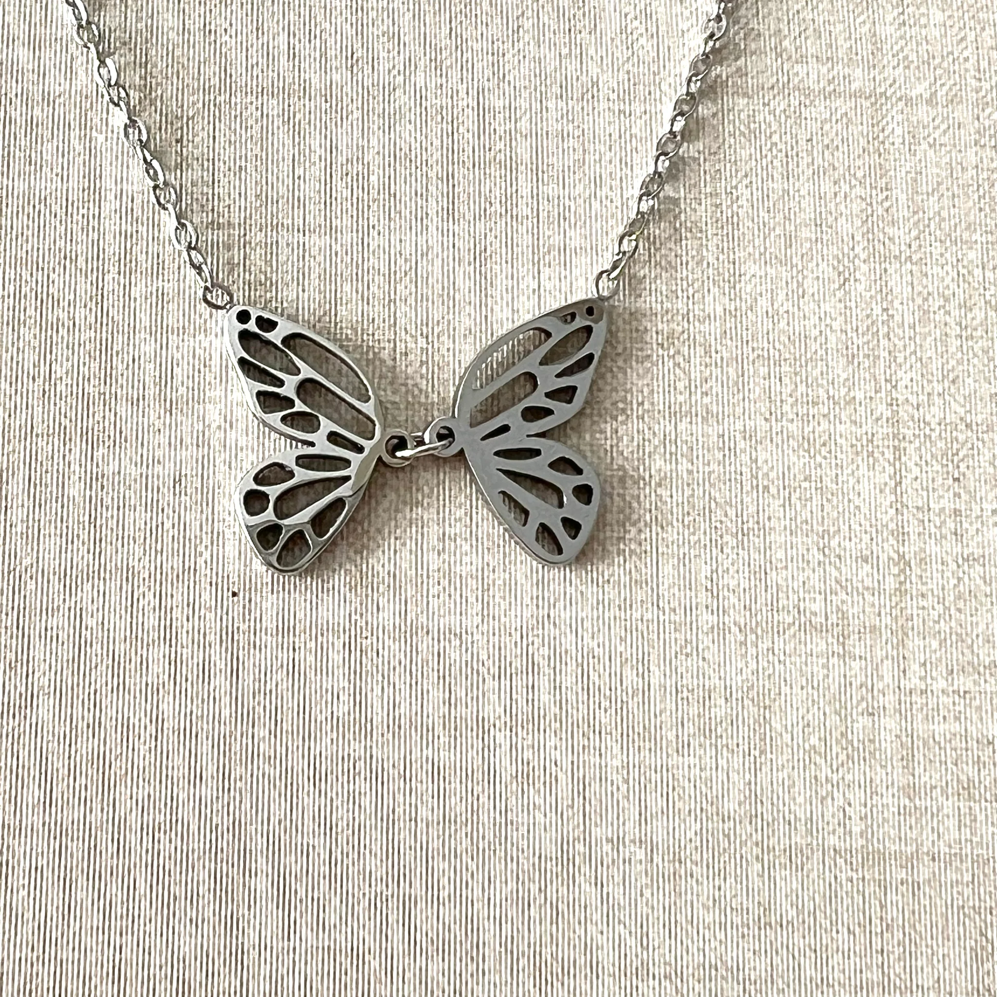 Butterfly Necklace: Silver