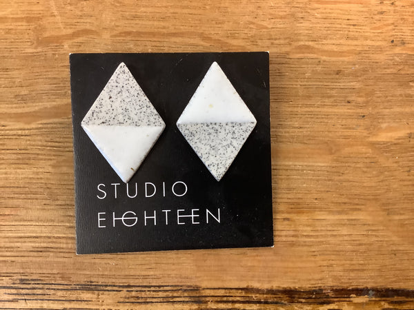 Stud Earrings - Studio Eighteen