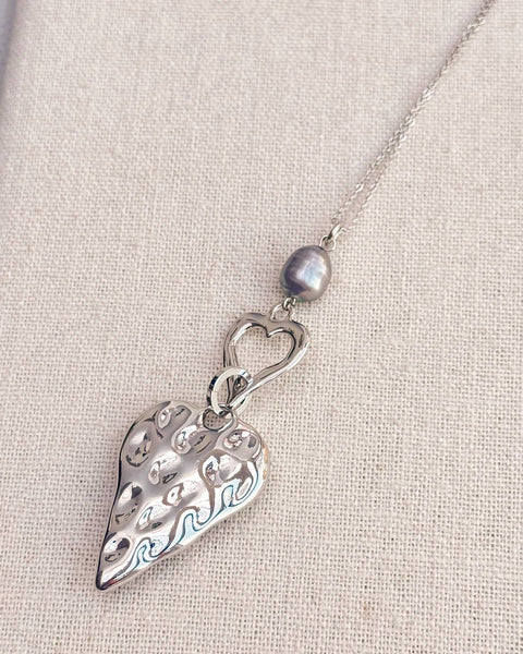 Silver Double-Side Heart Necklace – Freshwater Pearl & Resin