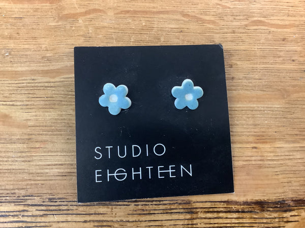 Stud Earrings - Studio Eighteen