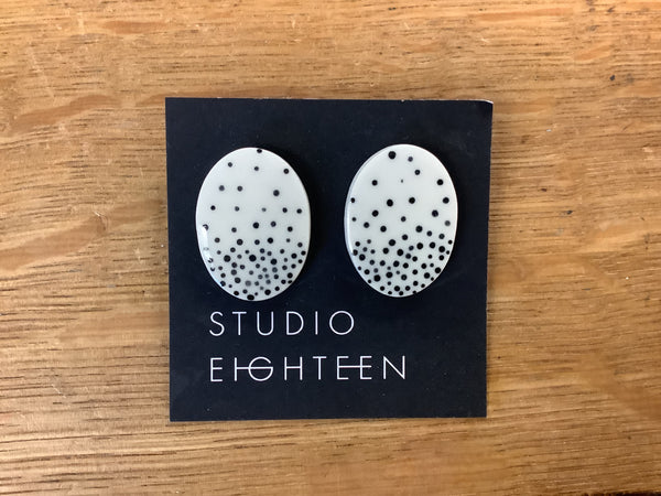 Stud Earrings - Studio Eighteen