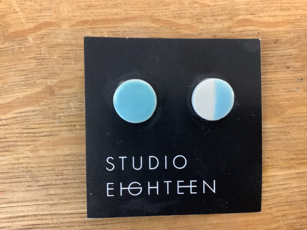 Stud Earrings - Studio Eighteen