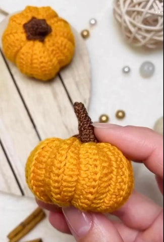 Crochet Amigurumi Halloween Class - Miminda Creates