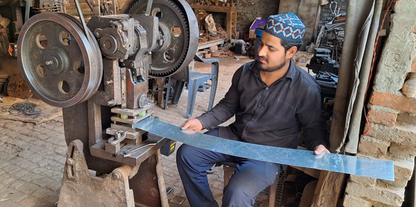Tea Infuser with Dual-Use Coaster Lid - Tea Steeper Strainer